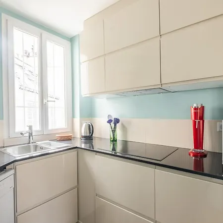 Veeve - Auteuil Refinement Apartment Paris